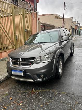 DODGE JOURNEY 3.6 SXT V6 GASOLINA 4P AUTOMÁTICO DODGE JOURNEY 3.6 SXT V6 GASOLINA 4P AUTOMÁTICO